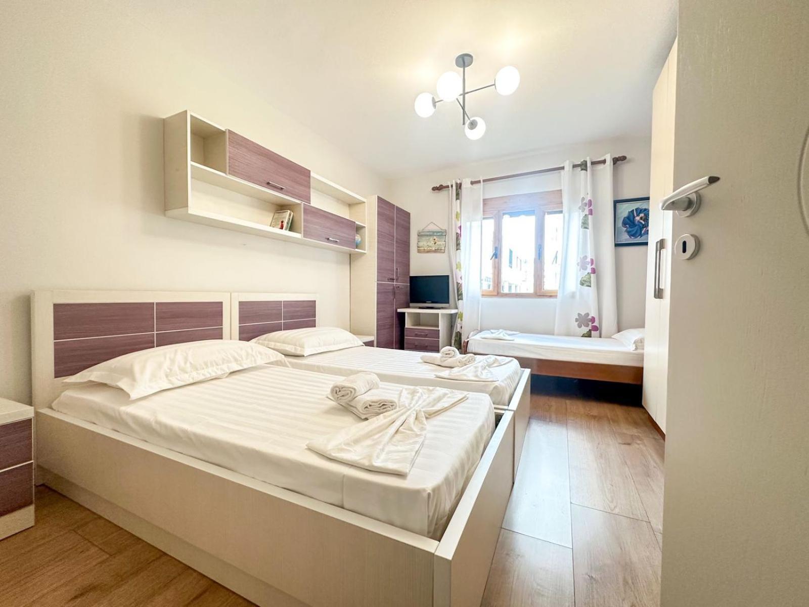 Block Inn Apartments Тирана Экстерьер фото